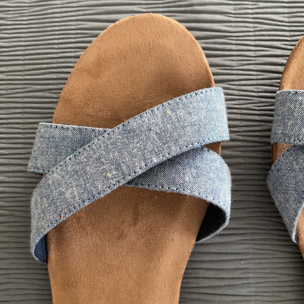 Toms Women Sandals Light Blue and Brown Cross-Strap Ankle Strap - Picture 2 of 4